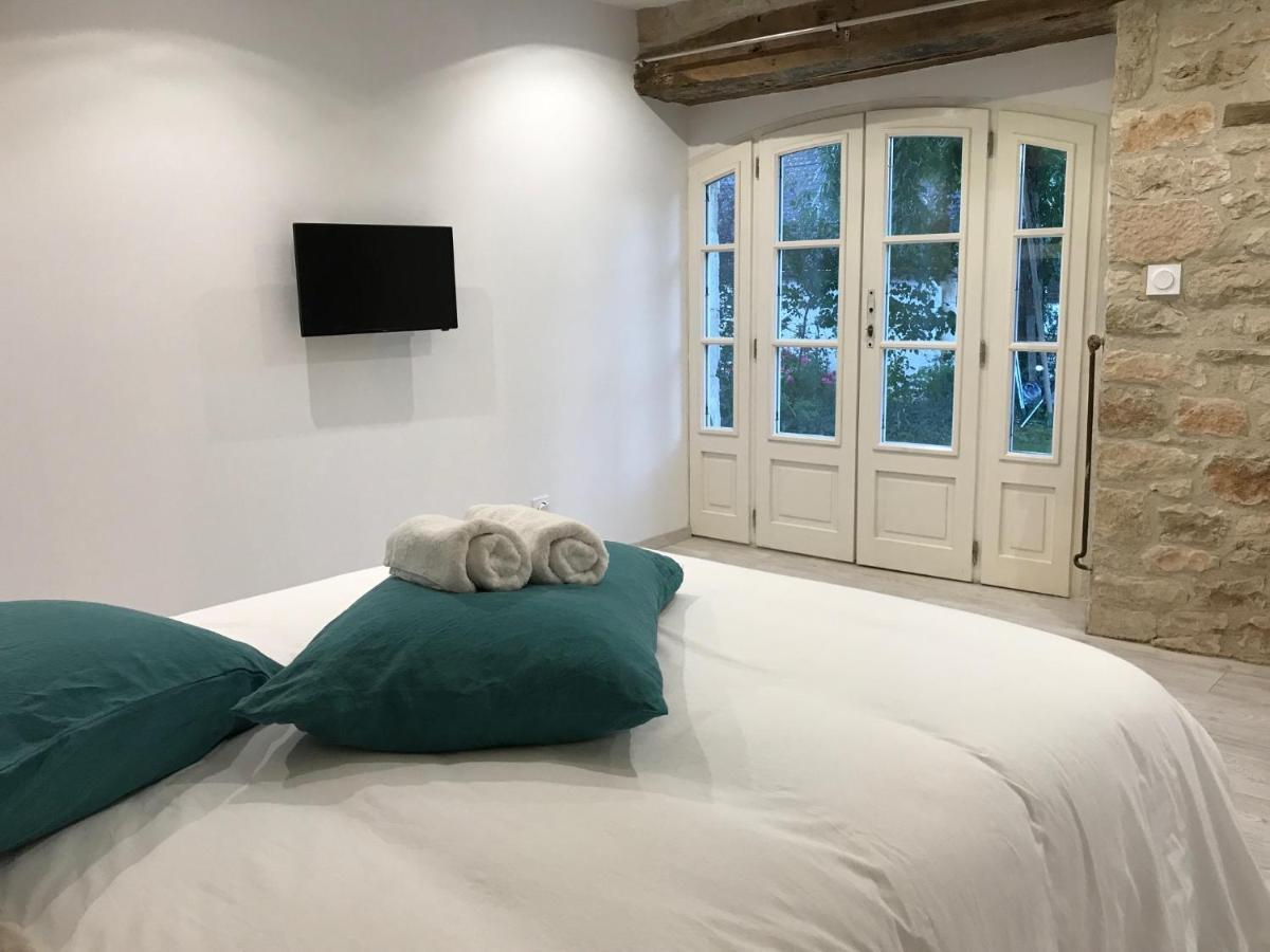 Les Mandarins Bed and breakfast