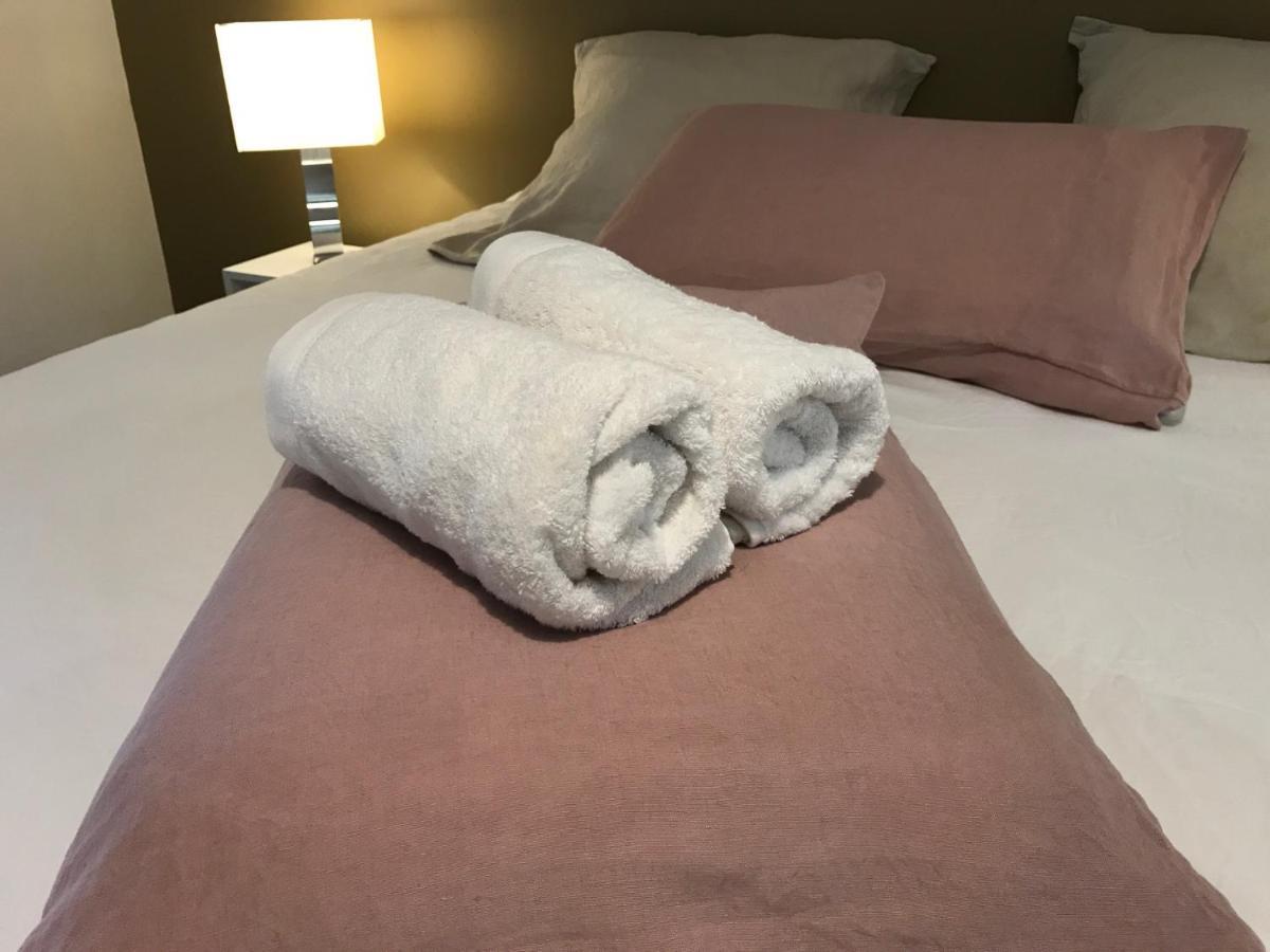 Les Mandarins Bed & Breakfast Baladou
